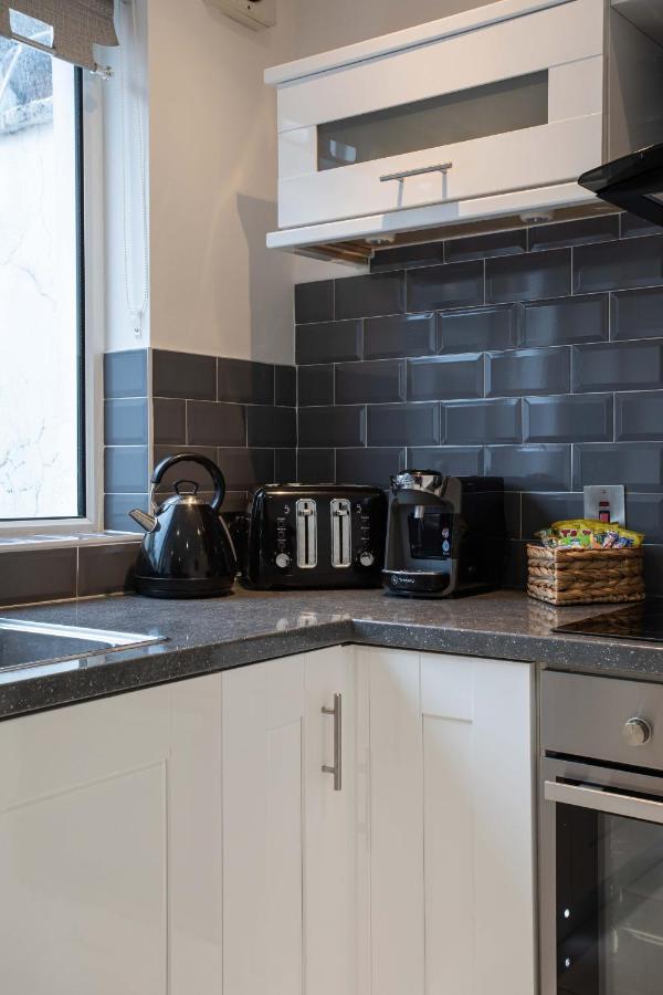 Refurbished Home, 8 Mins To Cc Belfast Eksteriør billede