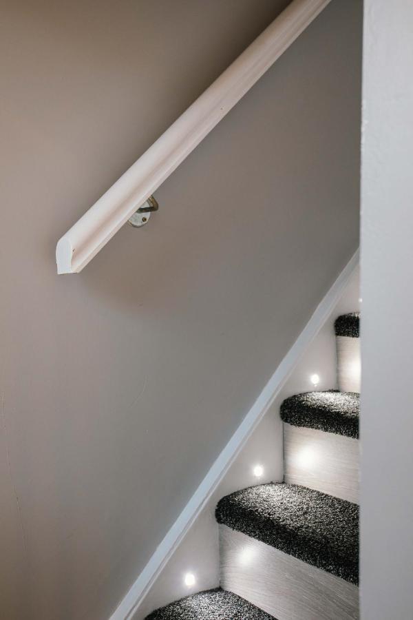 Refurbished Home, 8 Mins To Cc Belfast Eksteriør billede